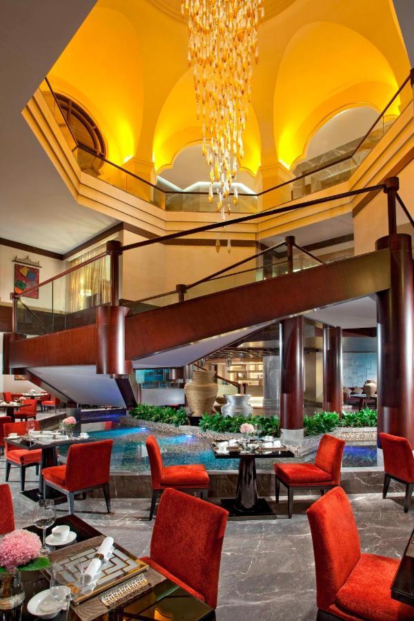 Sheraton Qingyuan Lion Lake Resort Exteriör bild